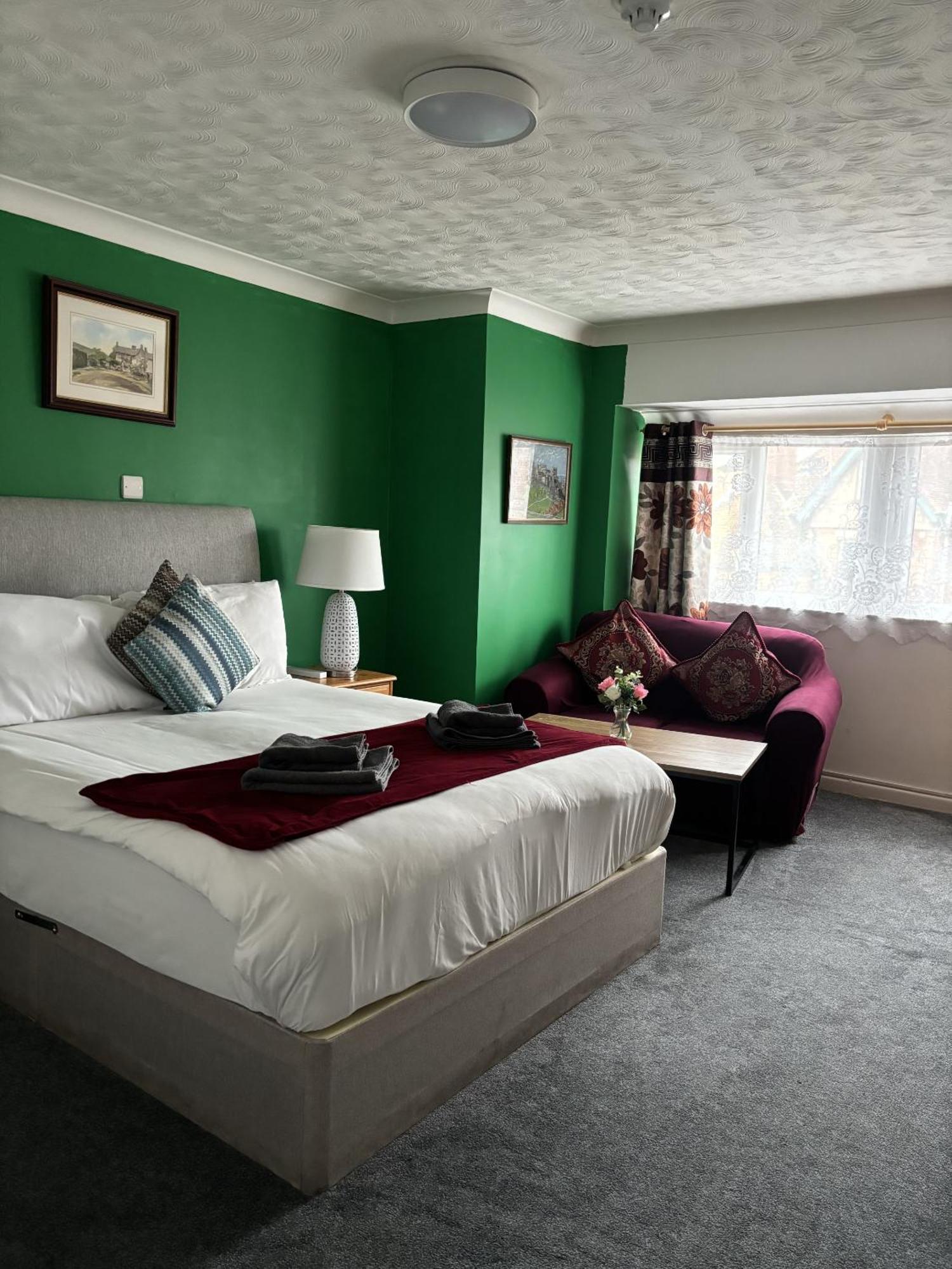 בורנמות' Boscombe Spa Hotel מראה חיצוני תמונה